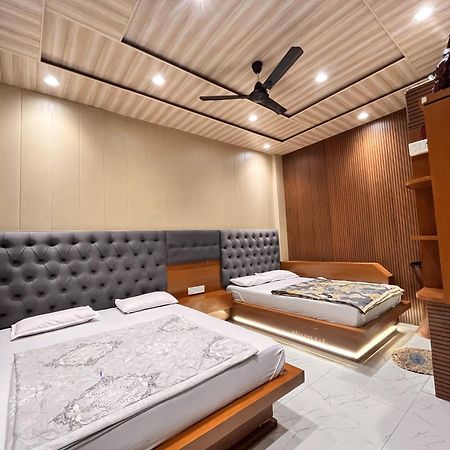 Pallav Guest House อุจเจน ภายนอก รูปภาพ