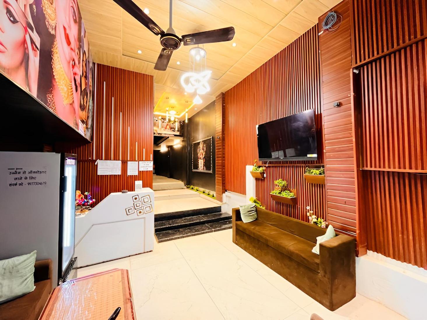 Pallav Guest House อุจเจน ภายนอก รูปภาพ